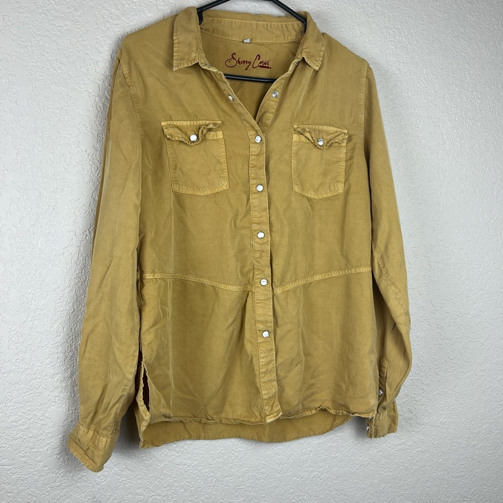 Women's Tan/Yellow Button Down Shirt Pearl Snaps Size Medium Long Sleeve